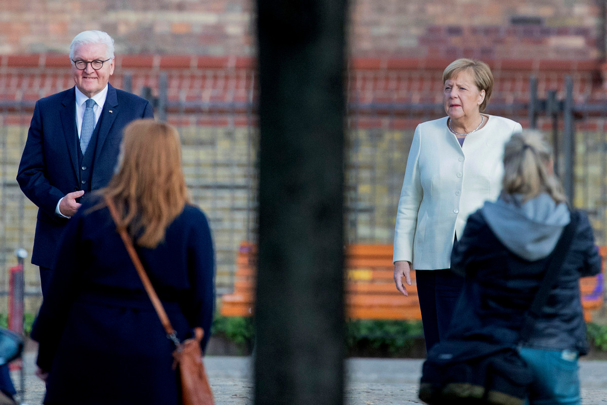 Germany marks 30th year of reunification with small ceremony
amid COVID-19 1