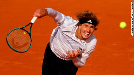 Alexander Zverev plays in French Open despite Covid-like
symptoms 1