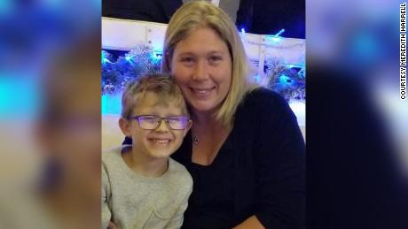 Mom loses hearing in one ear after mild Covid-19
infection 1