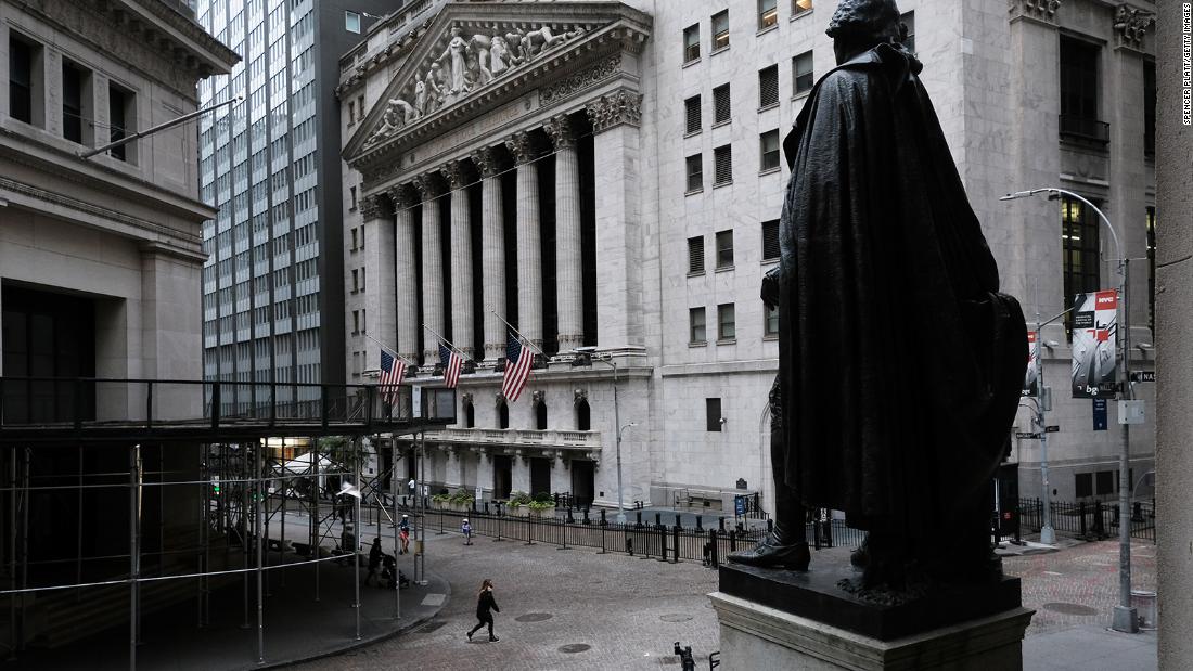 Stocks tumble as Covid-19 cases surge and stimulus is
nowhere to be found 1