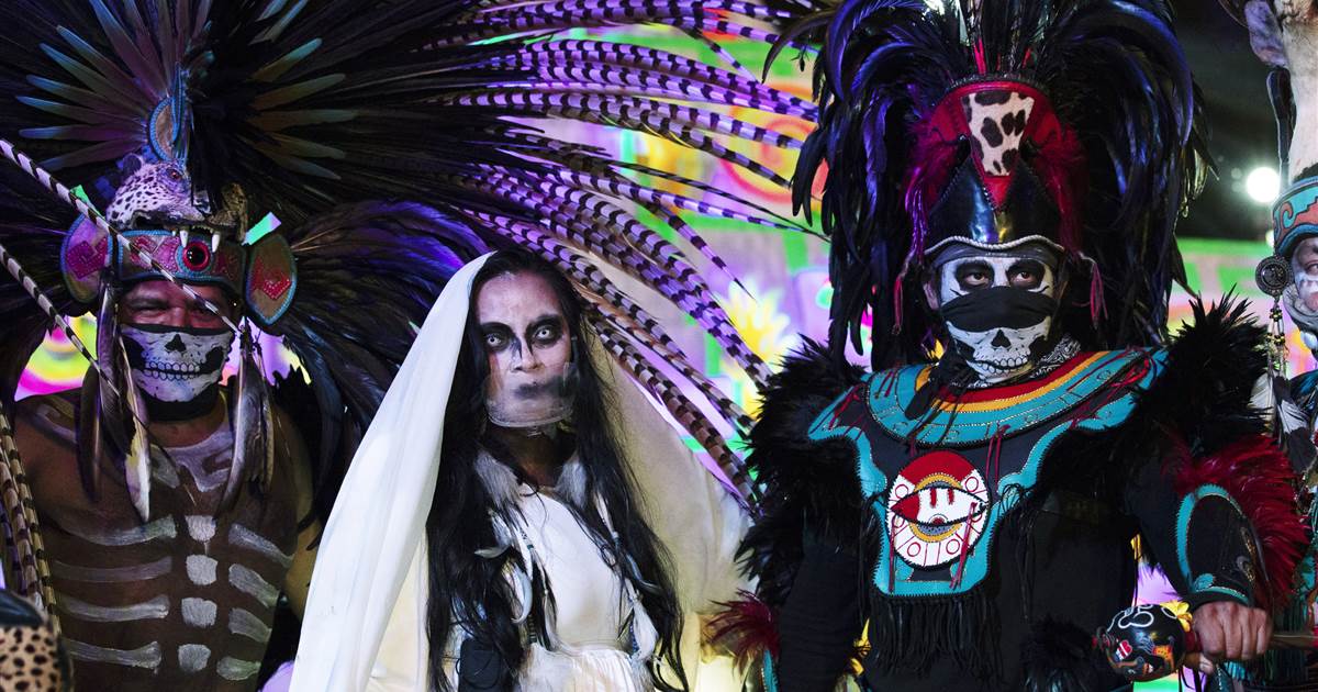 Amid coronavirus, Day of the Dead in Mexico should be
celebrated at home, officials say 1