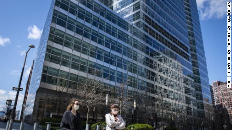 Recession risk grows as Covid-19 cases continue to
surge 1