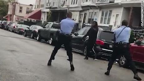 Girlfriend's account of Waukegan officer killing Marcellis
Stinnette varies greatly from police narrative 1