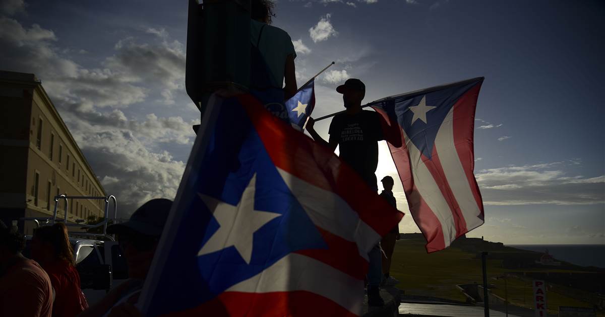 They protested to oust their scandalous governor. Tuesday
they'll vote to usher in a new era. 1