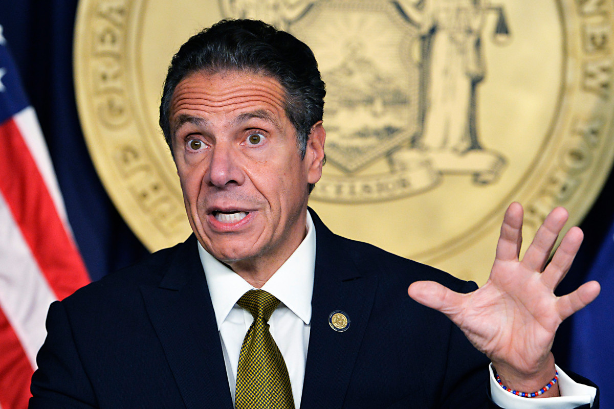 Gov. Cuomo announces mandatory COVID-19 testing for
out-of-state travelers 1