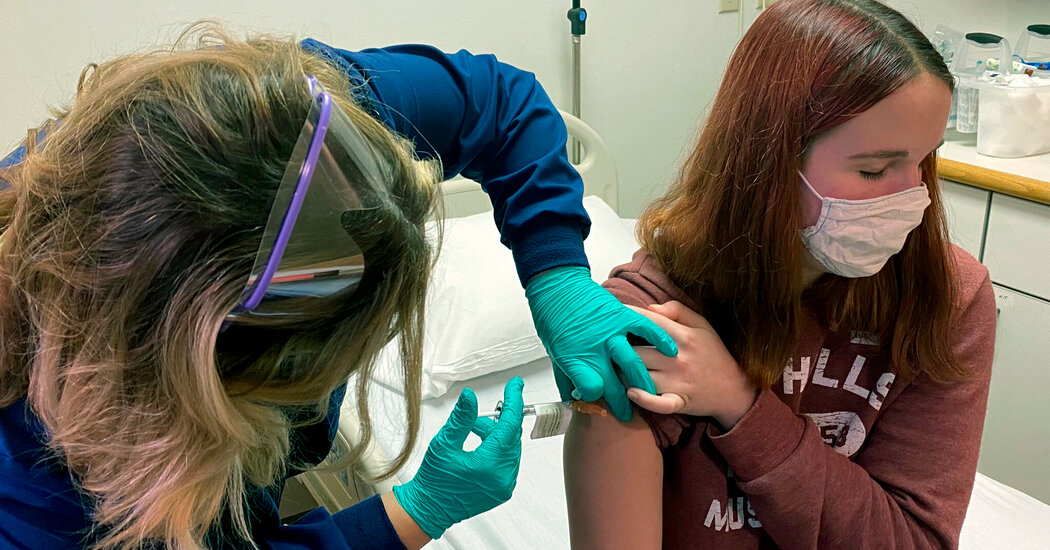 Experts Tell F.D.A. It Should Gather More Safety Data on
Covid-19 Vaccines 1