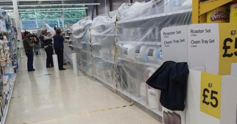 Welsh People Blocked From Buying "Non-Essential" Items Due
To Lockdown 1