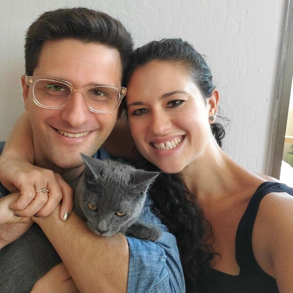 What Happened to Those Couples Who Quarantined
Together? 1