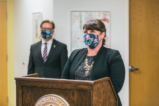 Austin Quinn-Davidson is the first woman and openly gay
mayor of Alaska's largest city. She hopes to be an inspiration,
too. 1
