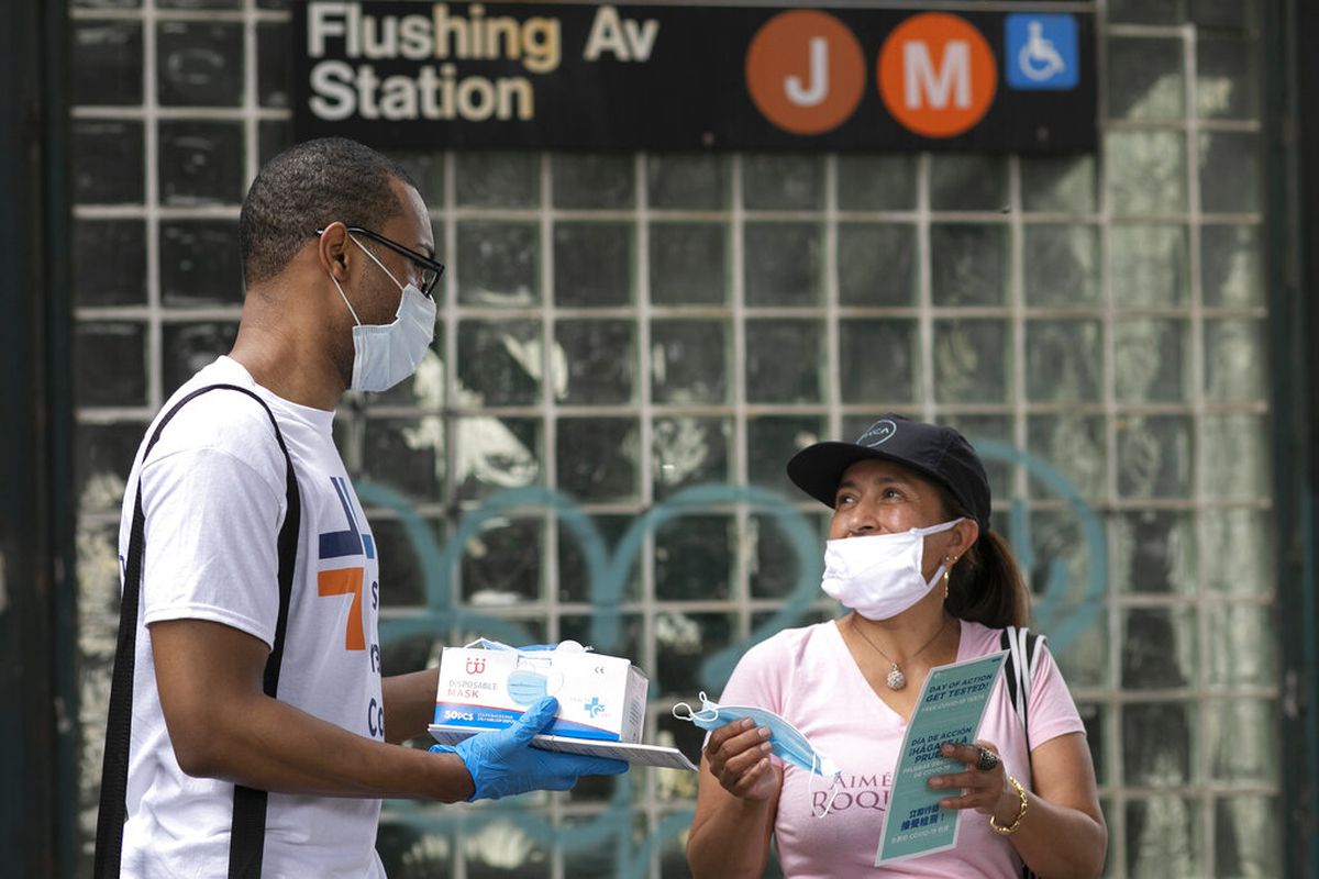 Mask mandates can cut coronavirus transmission nearly in
half: study 1 Mask mandates can cut coronavirus transmission nearly in
half: study 1