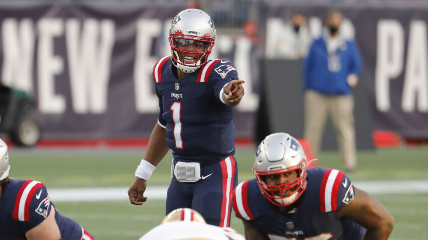 Patriots embracing role of chaser after 3 straight
losses 1