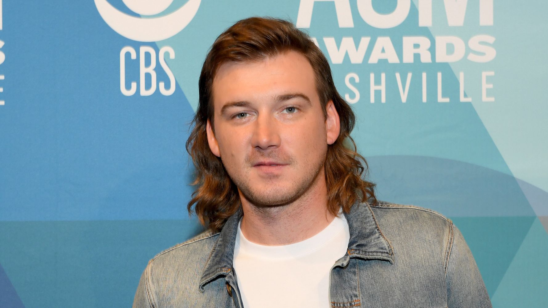 ‘SNL’ Cuts Musical Guest After Videos Show Him Kissing Women
And Partying Maskless 1