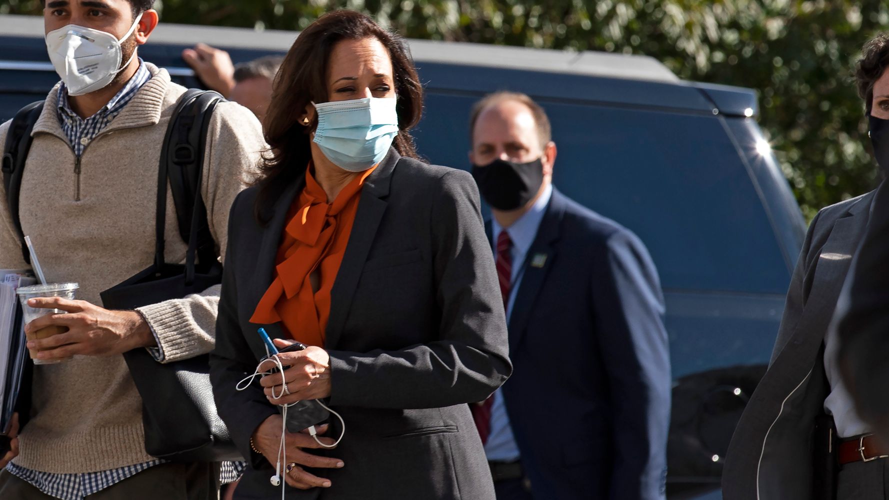 Kamala Harris Cancels Travel Plans After Top Aide Tests
Positive For COVID-19 1
