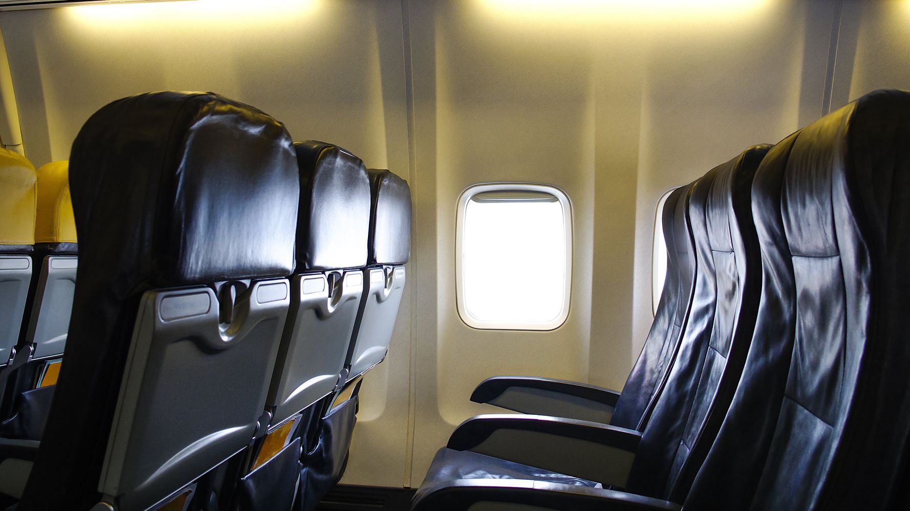 Texan Plane Passenger In Her 30s Reportedly Died Of
Coronavirus While On Tarmac 1