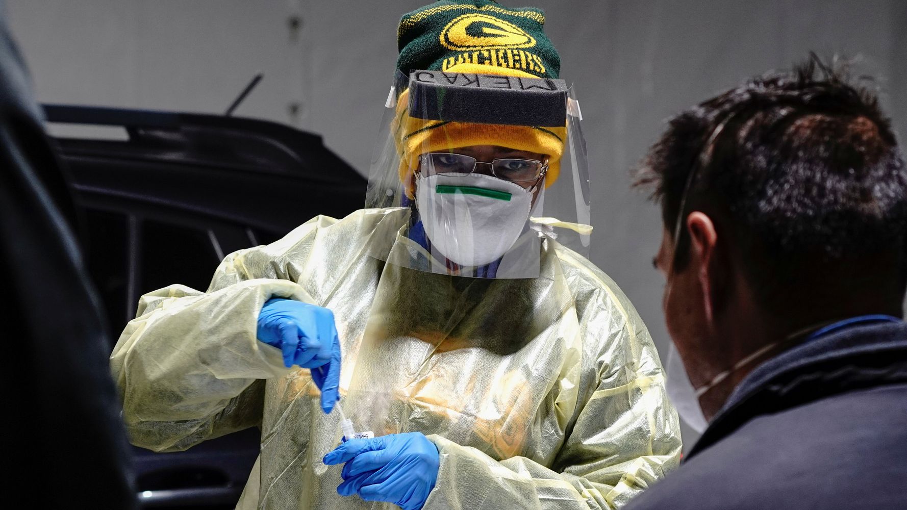 U.S. Sees Second-Highest COVID-19 Single-Day Spike On
Record 1