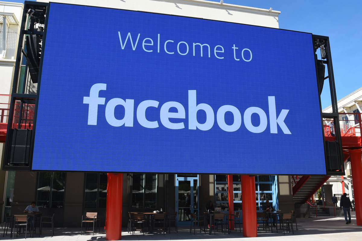 Facebook removes 216 Trump campaign ads about Biden,
refugees and COVID-19 1