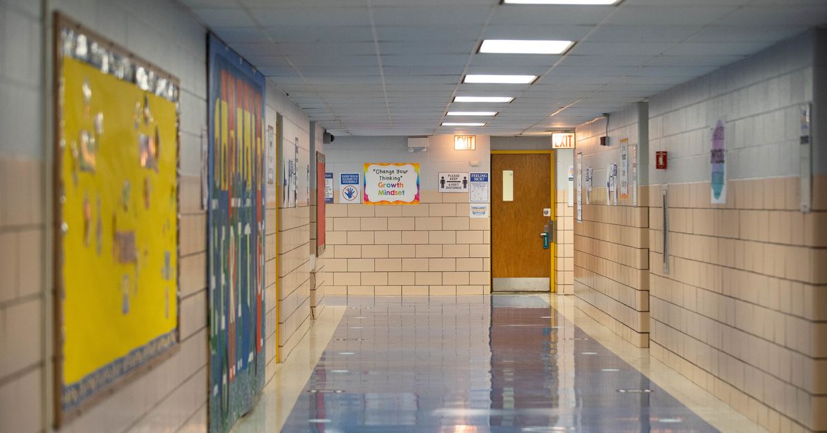 Most CPS students won’t return to classrooms until at least
January, sources say 1