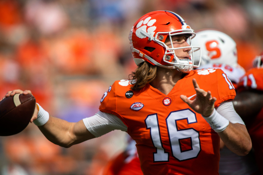 Coronavirus: Clemson quarterback Trevor Lawrence tests
positive for COVID-19 1
