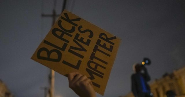 WATCH: BLM Protesters Target Jews in Philadelphia While
Yelling ‘Synagogue of Satan’ 1