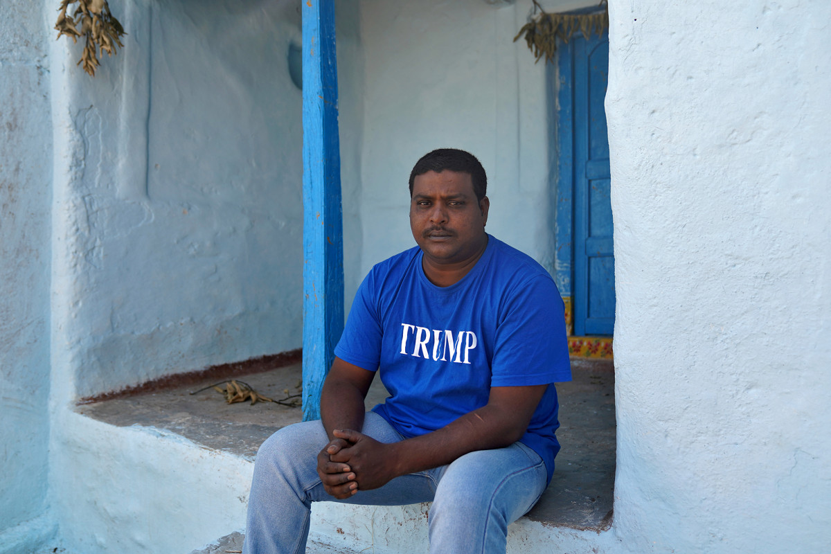 Indian man reportedly dies after fasting to pray for Trump’s
COVID-19 recovery 1