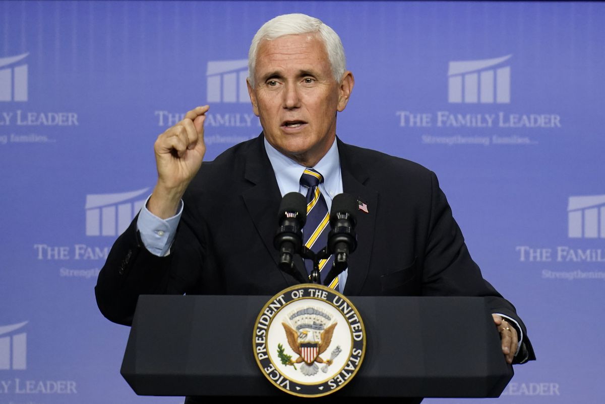 Vice President Pence, Second Lady both test negative for
COVID-19 as President Trump quarantines 1 Vice President Pence, Second Lady both test negative for
COVID-19 as President Trump quarantines 1