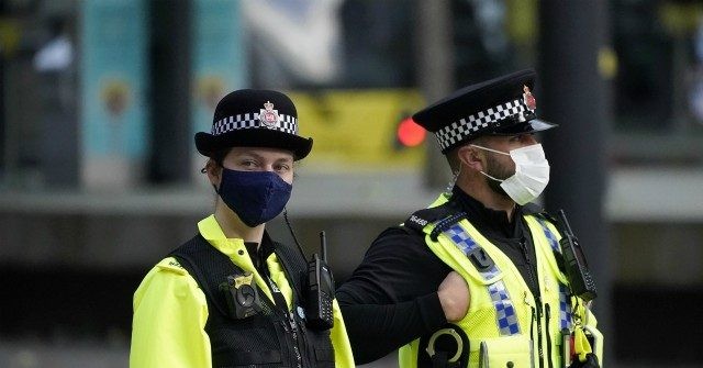 UK Police: It's Your 'Civic Duty' to Inform on Fellow
Britons Breaching Lockdown 1