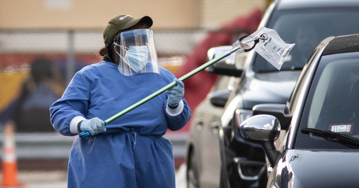Illinois reports 10,000-plus coronavirus caseload for 3rd
consecutive day 1