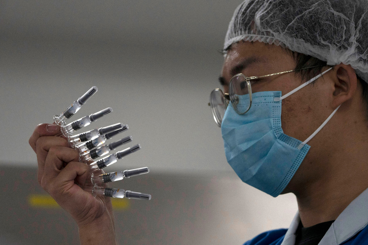 China giving experimental COVID-19 vaccines to students
studying abroad 1