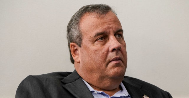 Former Gov. Chris Christie: 'I Am Positive for
COVID-19' 1