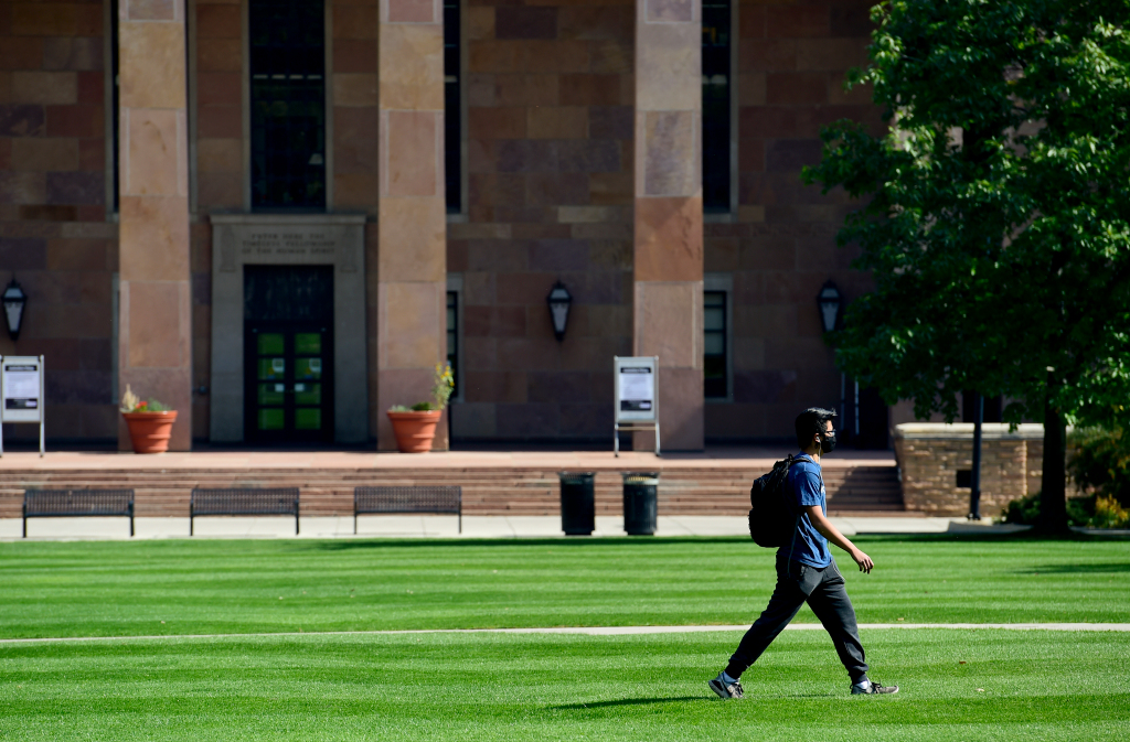Boulder County lifts COVID-19 gathering limits that targeted
CU students 1