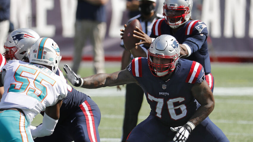 Lack of O-line mistakes has helped propel Patriots
offense 1
