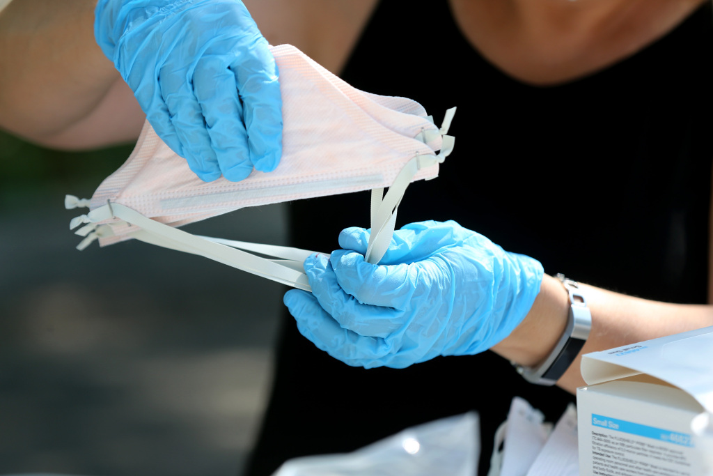 12 people died in a Gilroy nursing home Covid-19 outbreak.
Other facilities across the US are reporting infections 1
