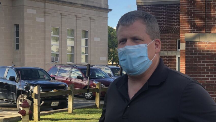 9 Attleboro firefighters and 2 dispatchers have tested
positive for coronavirus 1