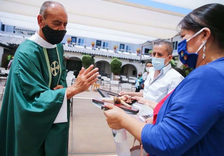 LA Fines Catholic Church Behind Coronavirus Restriction
Lawsuit 1