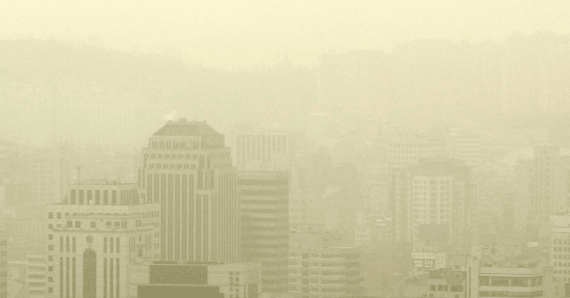 North Korea Claims Dust Cloud from China Could Spread
Coronavirus 1