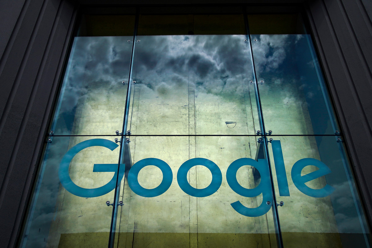 Google must open talks with French publishers about paying
for content, court rules 1