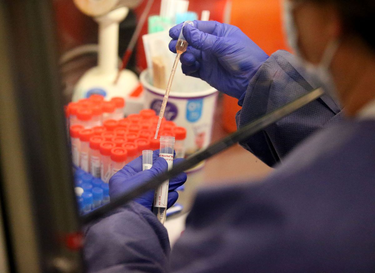 Coronavirus in Illinois updates: A spike in newly confirmed
daily COVID-19 cases brings a new state record —6,161 — as 63 more
deaths reported; positivity rate climbs to 6.1% 1 Coronavirus in Illinois updates: A spike in newly confirmed
daily COVID-19 cases brings a new state record —6,161 — as 63 more
deaths reported; positivity rate climbs to 6.1% 1