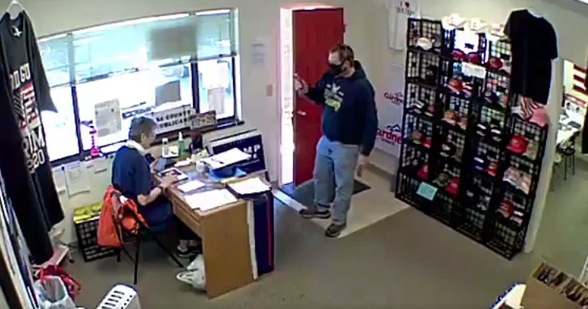 VIDEO: Biden Supporter Harasses Elderly Woman At Republican
Office In Mesa County, Colorado 1