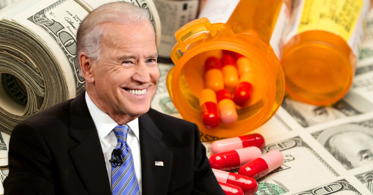 Big Pharma Employees Creating COVID-19 Drugs Overwhelmingly
Donate to Biden, Democrats 1