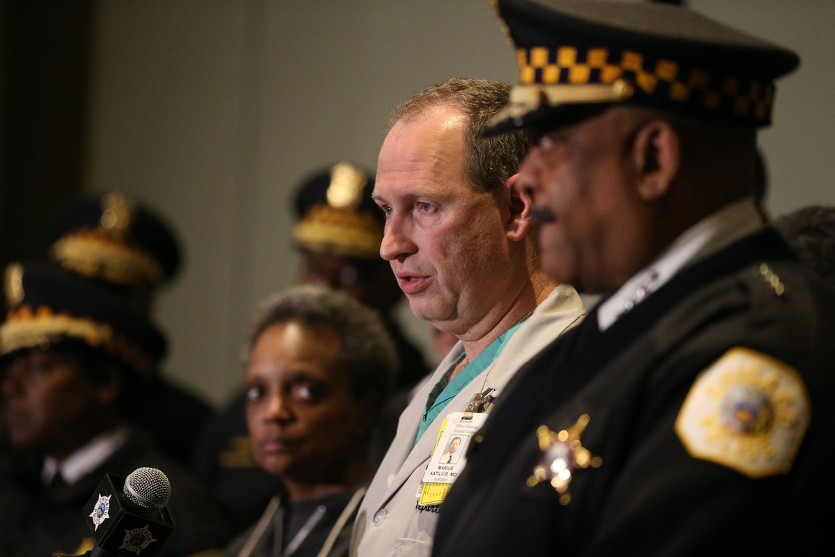The Spin: Officer’s sex abuse lawsuit against Chicago’s
ex-top cop | Illinois, like rest of US, sees COVID-19 surge |
Trump, Biden’s dueling town halls raise ethics questions 1
