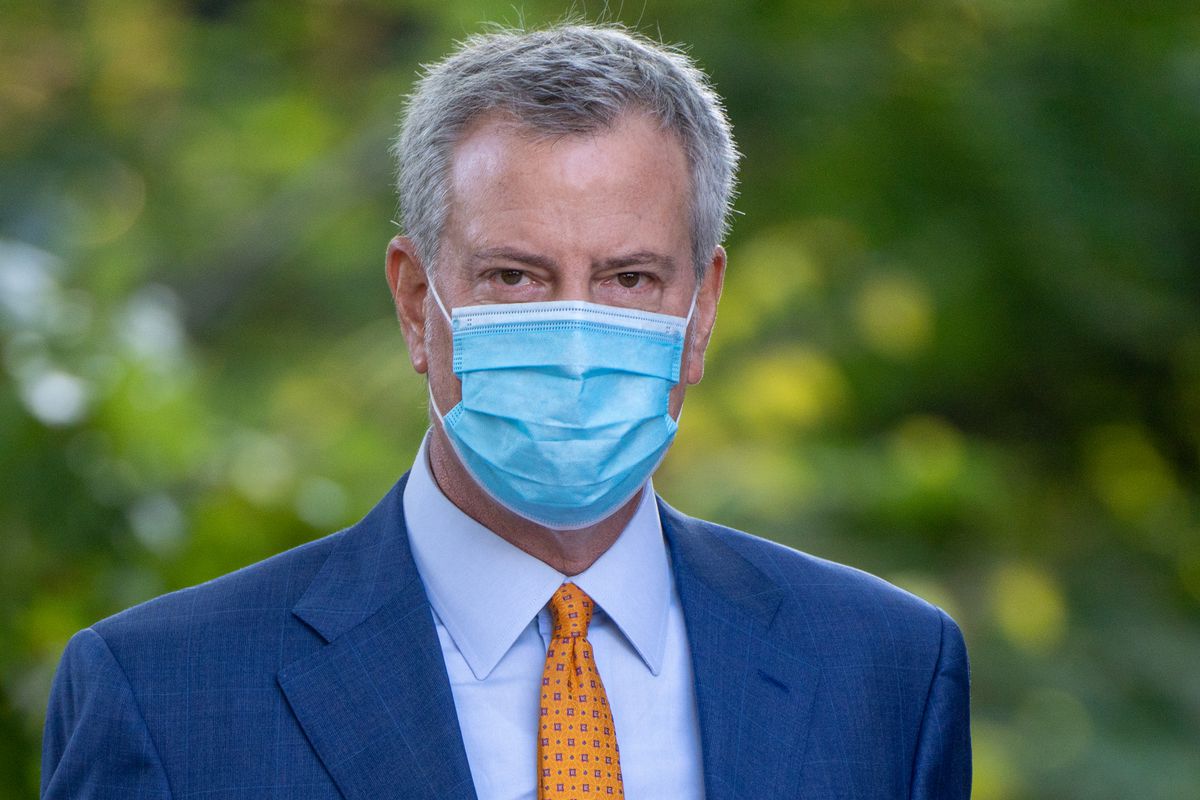 NYC coronavirus surge broadens; 10 zip codes responsible for
27% of new COVID cases 1 NYC coronavirus surge broadens; 10 zip codes responsible for
27% of new COVID cases 1