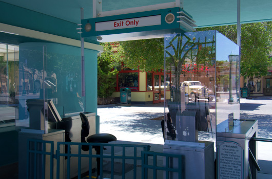 Disneyland installs 23,000+ coronavirus safety measures to
prepare for reopening 1