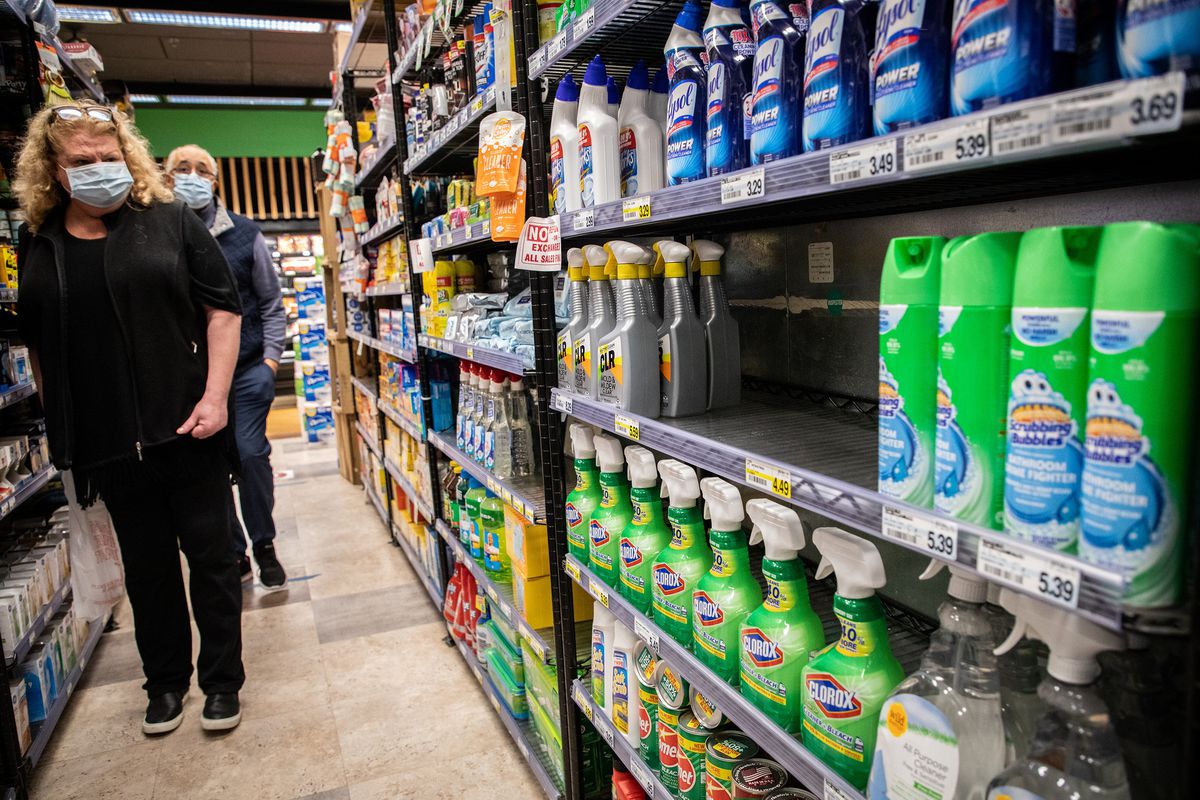 Chicago-area grocers stock up to ward off shortages as
COVID-19 cases rise. ‘We’re always chasing one thing to the
next.' 1