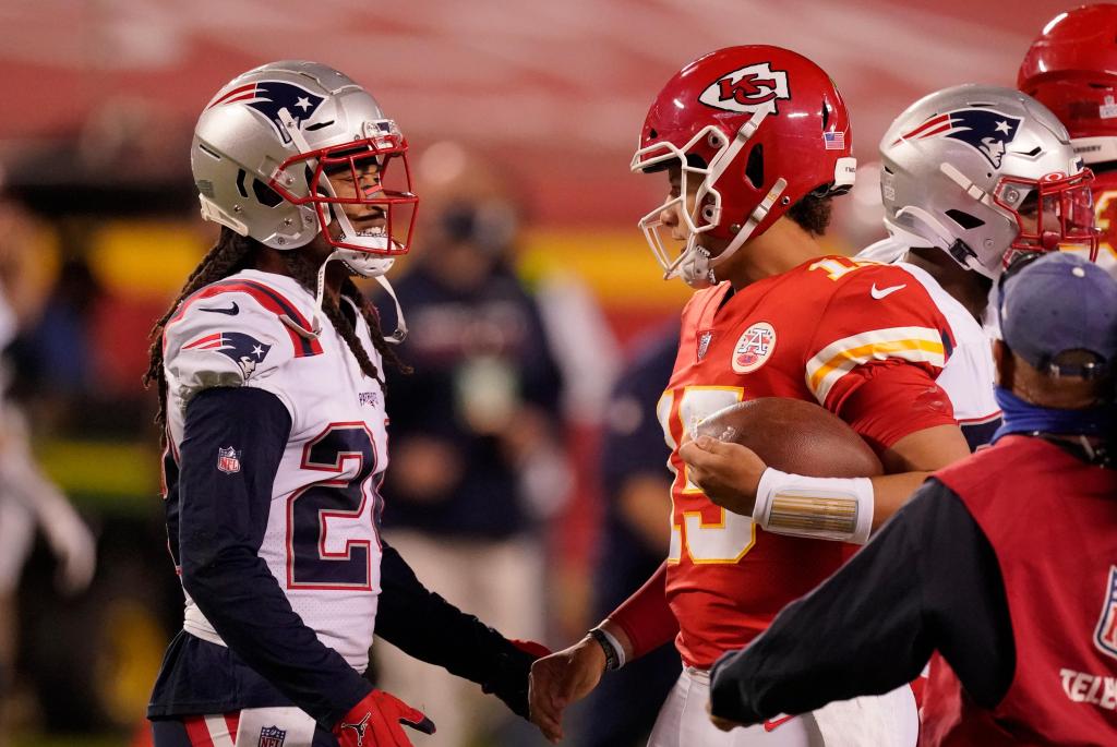 Patriots cancel practice amid reports of new positive
COVID-19 test 1