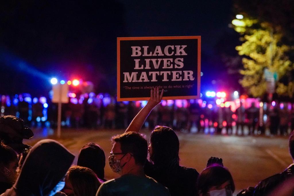 28 arrests in Wisconsin protests over police slaying of
teen 1