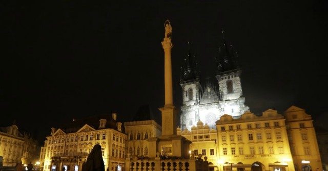 Czech Republic Sets Daily Record of 15,000 Coronavirus
Cases 1