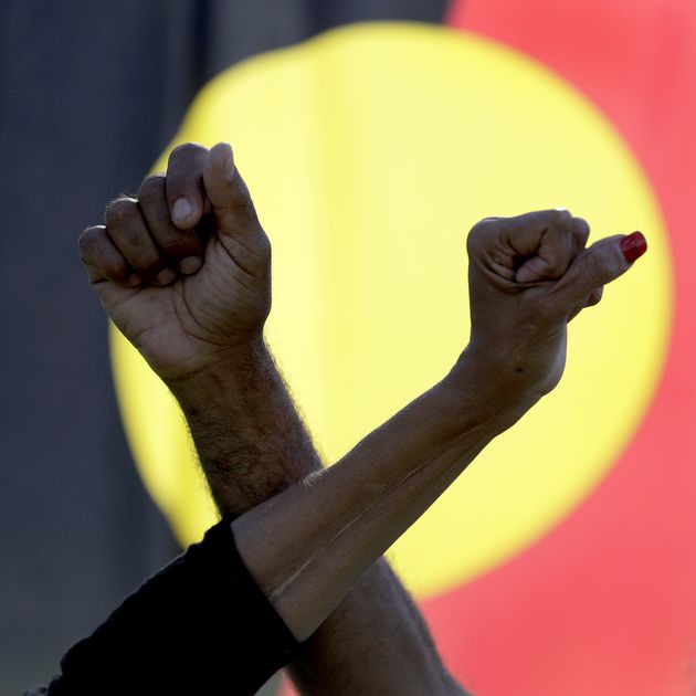 Sacred tree bulldozed to build highway in Australia, dozens
of protesters arrested 1