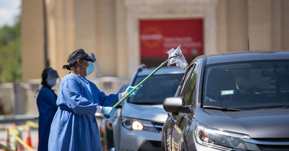 Daily COVID-19 caseload recalls May numbers: 3,059 new
Illinois infections — most in a day in five months 1