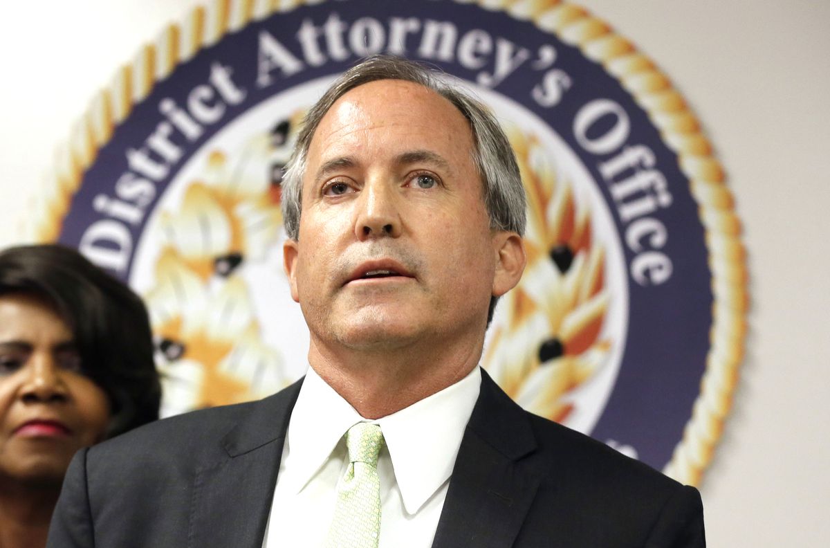 Texas Attorney General Ken Paxton’s aides allege bribery,
abuse of office, ask for investigation 1 Texas Attorney General Ken Paxton’s aides allege bribery,
abuse of office, ask for investigation 1
