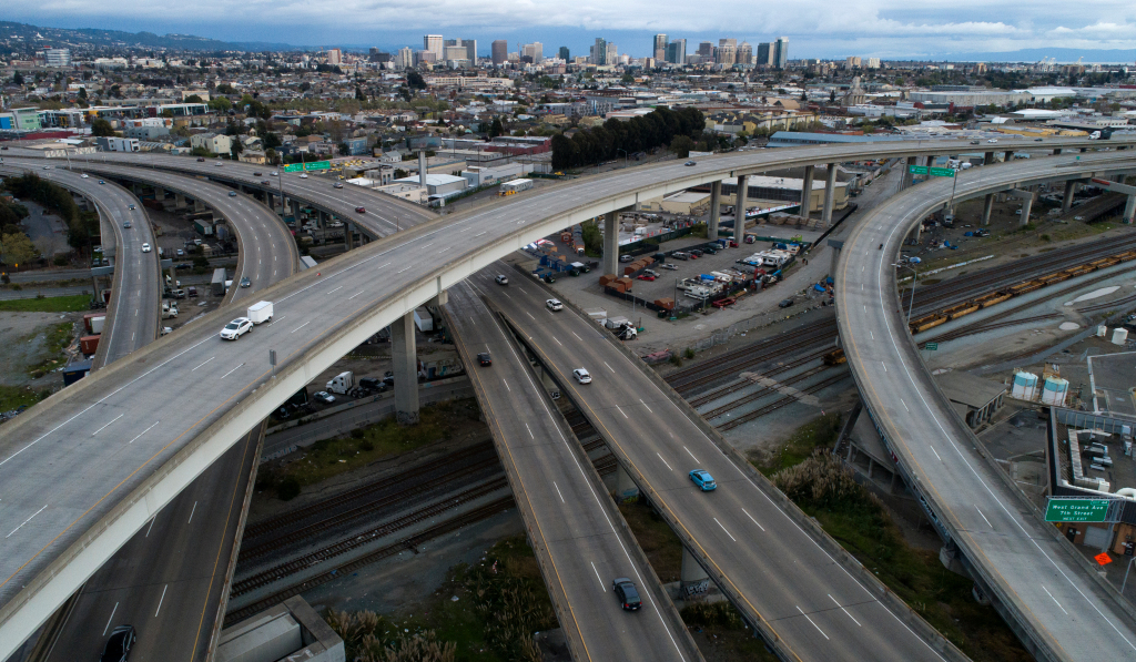 Coronavirus economy: Job rebound fizzles in Bay Area,
California — South Bay powers on 1